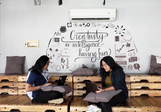 Coworking Mag tweet media