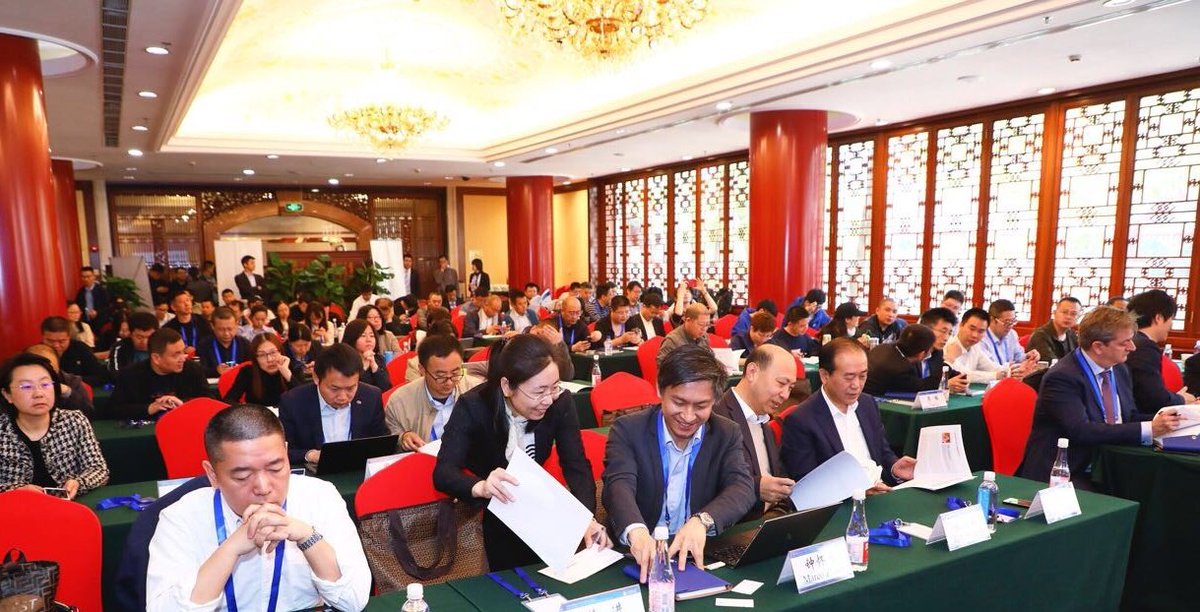 andpasvid's tweet photo. En Beijing, participando en el Seminario Diseño Higiénico para Industrias Lacteas organizado fantásticamente por nuestros colegas de EHEDG CHINA. @EHEDG_Global @ainiatecnologia https://t.co/dlihDdBHjs