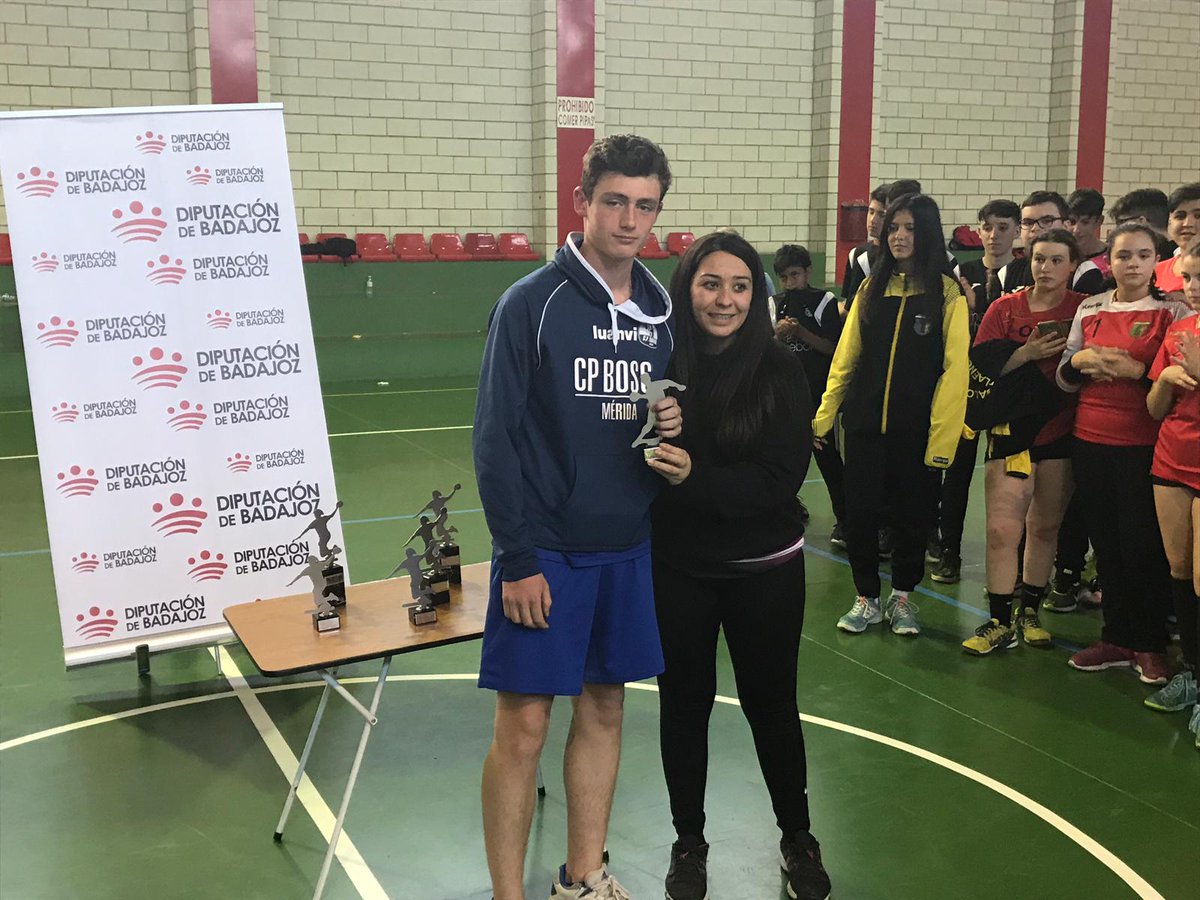CPBoscoMerida's tweet photo. #TorneosSemanaSanta
#Bmno CDT e INF @CPBoscoMerida en el "I TORNEO BALONMANO SAN SERVÁN"
organizado por
@Bm_SanServan
@fexbm https://t.co/4uLumF2YRm