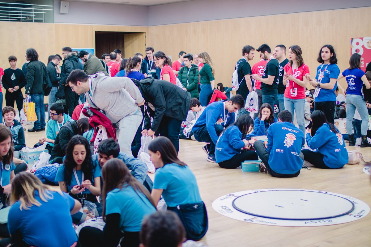 ASTI_France's tweet photo. Nous nous sommes bien à #ASTIChallenge!
Une fête de la robotique à @museoevolucion, organisée par @astifoundation et sponsorisée par @astimrobotics et @caixabank
#ASTIRobotics @AstiChallenge
@ASTITechGroup @veronicapascboe @RubenMG_Burg @Roberto_Ranz https://t.co/nMnrxaQOX2