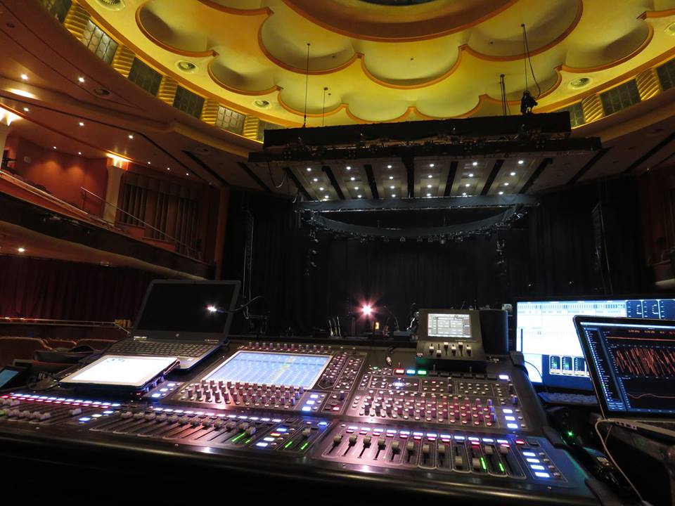 DiGiCo_official's tweet photo. @DiGiCo_official with the crew on Alfie Boe down at the Brighton Dome for their sold out show tonight. #SD7 on monitors and #SD10 at FOH supplied by Major Tom Ltd.

#DiGiCo #AlfieBoe #MajorTom #wedontmakemotorcyles #owntheroom #SD10 #BrightonDome #SD7 #SDRack https://t.co/WMKEMoRuR5