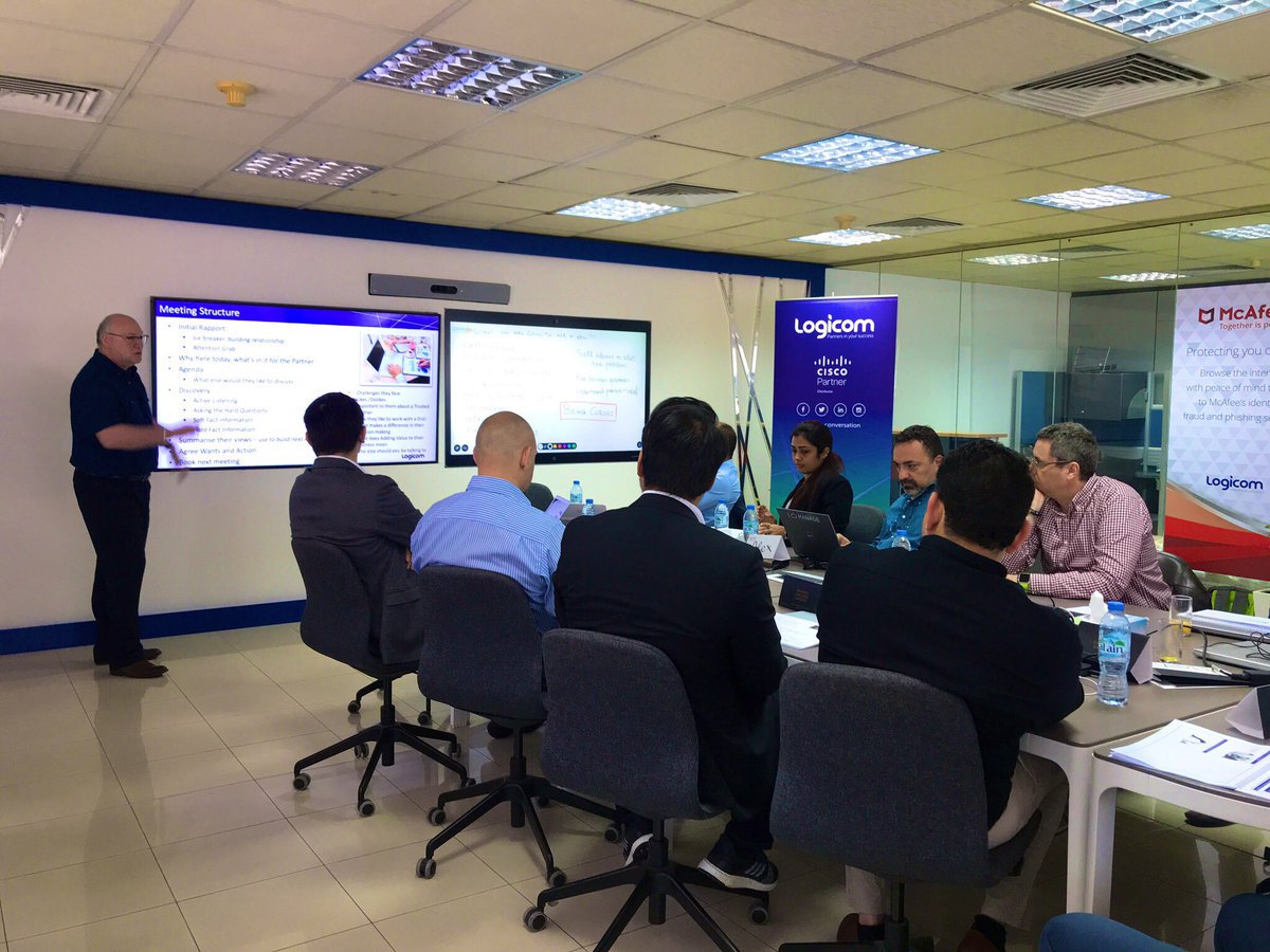 LogicomDisti's tweet image. The Logicom @Cisco team held a successful Key Account Management internal workshop this week in our Dubai #LogicomDemoCafe, focusing on adding value to each partner interaction. See a snapshot from the interesting 2-day session here:
#LogicomLife #WeAreCisco #CiscoPartners