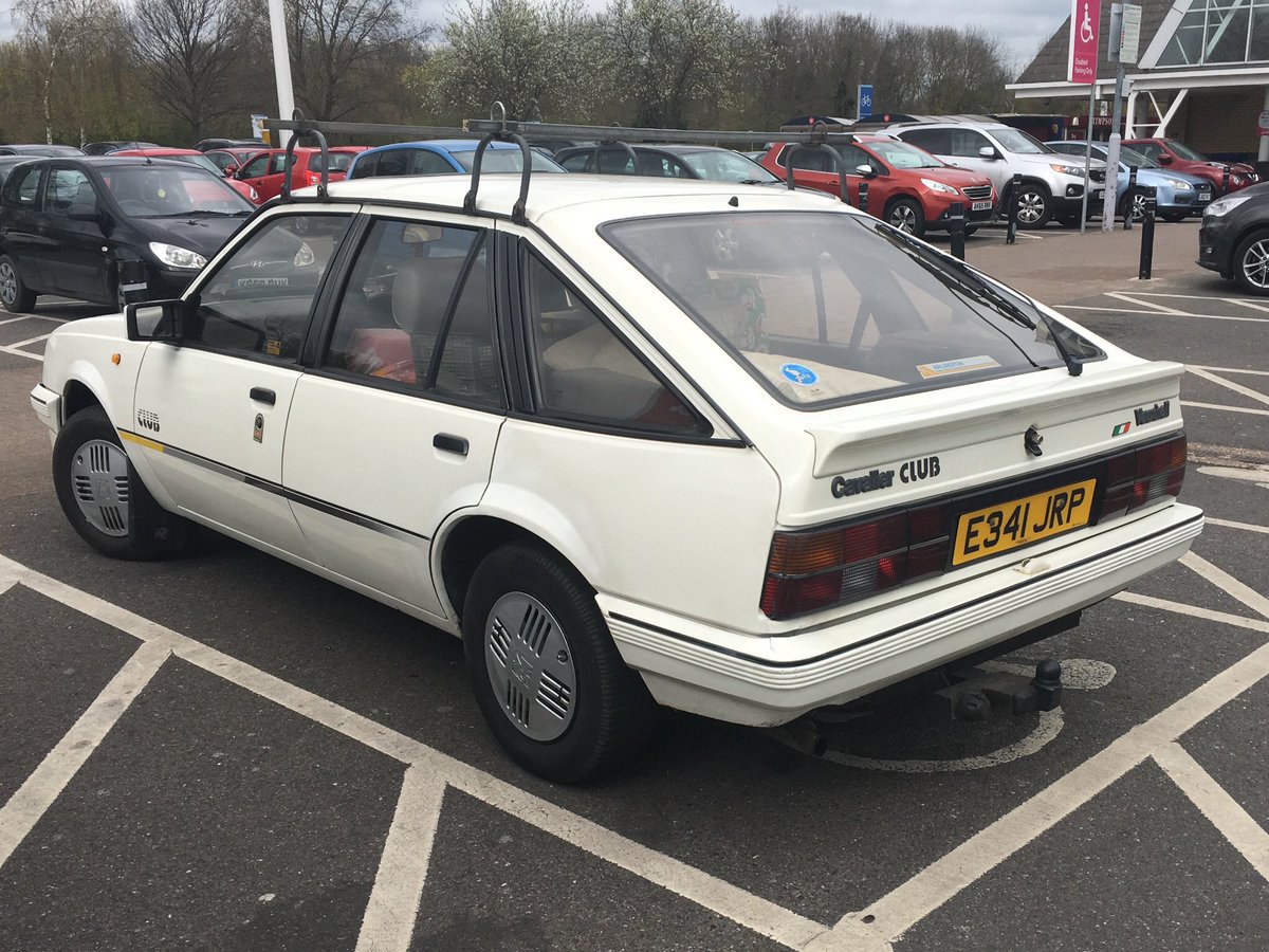 #Spotted at the supermarket #VauxhallCavalier