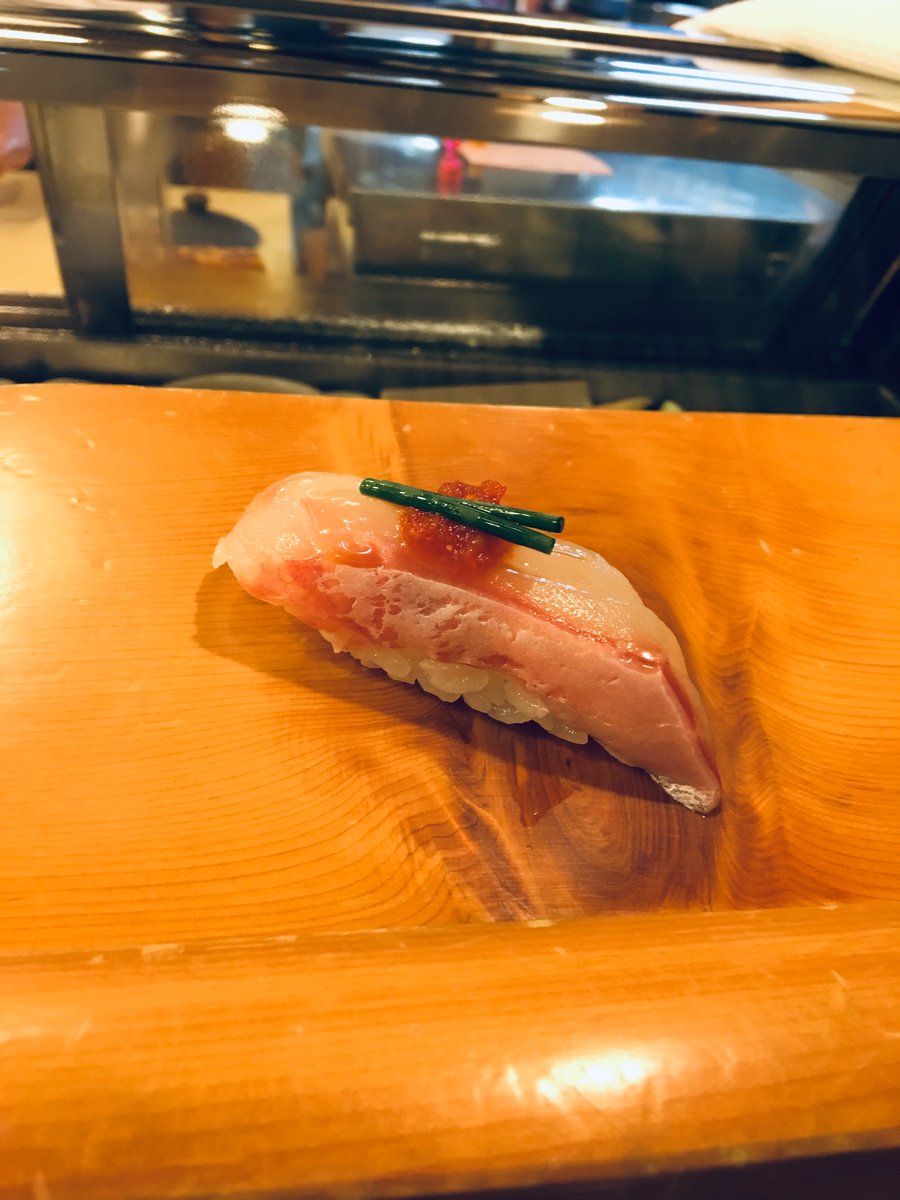 ikisho_sushi's tweet photo. Throwback #sushitrip to #Tokyo - Grouper with 'momiji oroshi', daikon grated with red pepper. The beautiful orange colour is accentuating and delightful peppery. #lovejapan Read about daikon in our blog! https://t.co/FTHiLx9Eq4 https://t.co/L3zPjj22Uk