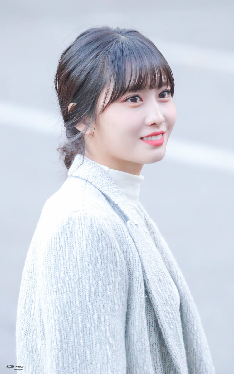 Ruby_ONCE's tweet photo. 181123 뮤직뱅크

#TWICE⁠ ⁠#트와이스⁠ ⁠⁠#MOMO #모모 #モモ #もも #โมโมะ https://t.co/nch0MMwhEa