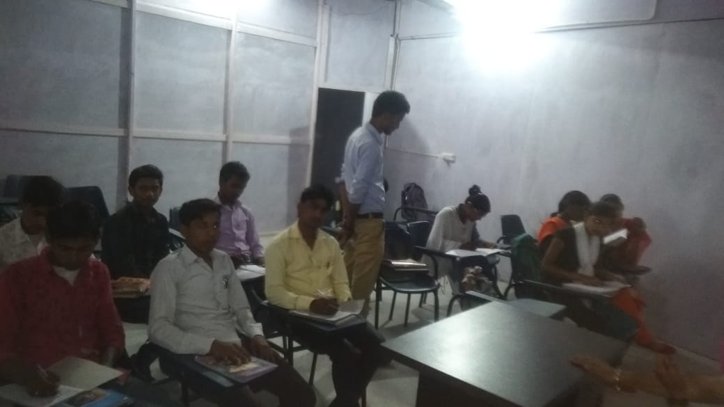 upsdm_vispl's tweet photo. Ongoing training sessions at our UPSDM Kasganj centre.
#UPSDM @MSDESkillIndia https://t.co/nGh2K0yAKC