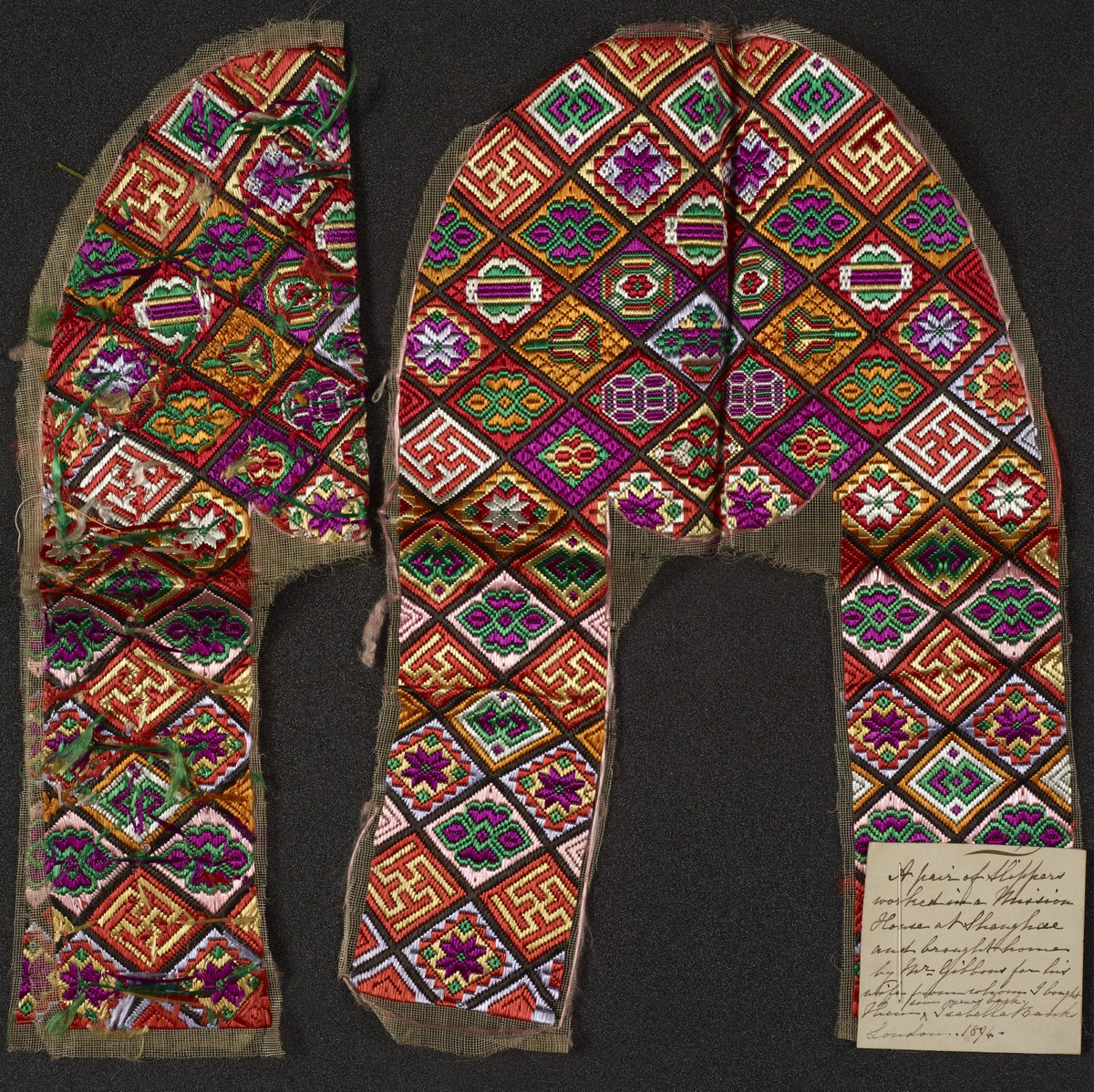 TheJohnRylands's tweet photo. From the Isabella Banks Collection: Is it a hat? Is it a scarf? No! It’s a pair of fancy slippers, yet to be sewn up. #fashion #Archive30 Got anything this bright @theshoemuseum ?
#IsabellaBanks #Slippers #VisualCollections @ARAScot https://t.co/DU2dC3BTjU