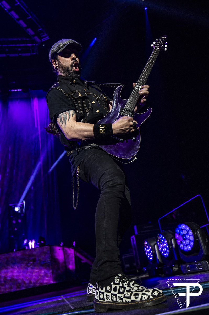 thefusionpress's tweet photo. Volbeat at Bridgestone Nashville, TN! @volbeat @thefusionpress @livenation @bridgestonearenaofficial #volbeat #volbeatfans #volbeatcrew #nashvilleconcerts #concerts #rock #metal https://t.co/wEC4pct4HF