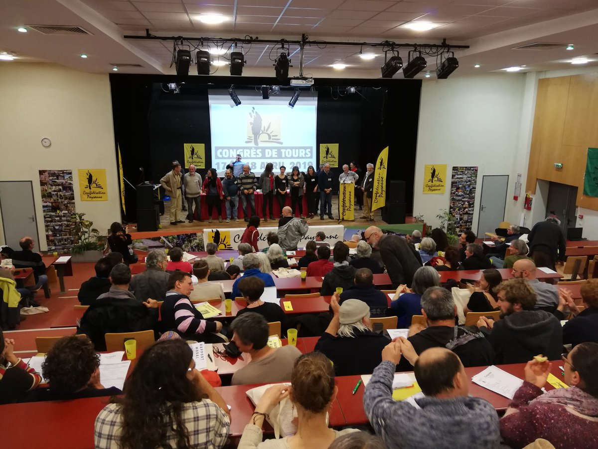 ConfPaysanne's tweet photo. C'est parti pour le #Congrès de Tours, plus de 300 paysannes et paysans de la @ConfPaysanne réuni-e-s pour deux jours au lycée agricole #Agrocampus de Fondettes. https://t.co/lZqQ3o12og