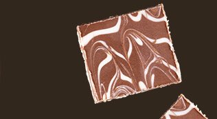 GreengateStreet's tweet photo. It’s #MarketDay! Whilst out and about sampling the local produce, why not take a load of and recharge with a sweet and velvety #CaramelMach? Fancy a treat, pair it with the rich #CaramelShortbread. Make every moment right! #StarbucksGreengateStafford @GuildHallSC @staffordtcp https://t.co/8VG8lA6Zom