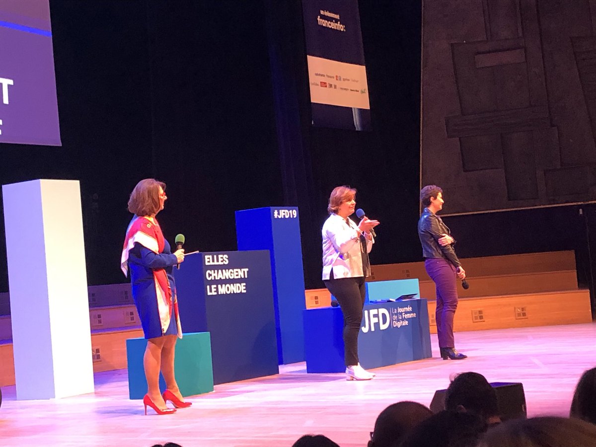 La confiance ça s’entretient aux quotidien. Fêtons les succès ! Aux États Unis, on s’applaudit beaucoup. Ça crée une énergie incroyable ! @JFDOfficiel <a href="/wavestone/">Frank Munnelly</a> <a href="/SandraLeGrand1/">Sandra Le Grand</a>