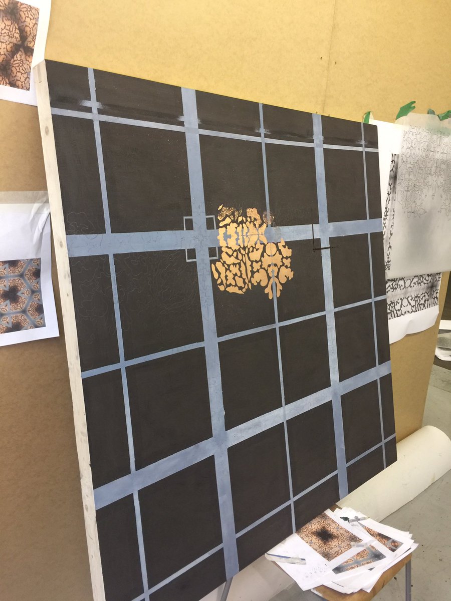 halliwellesley's tweet photo. New work materialising in the studio. #gilding #copperleaf #reflectivesurfaces #shine #painting #pattern #symmetry #depth https://t.co/579Cp2gogz