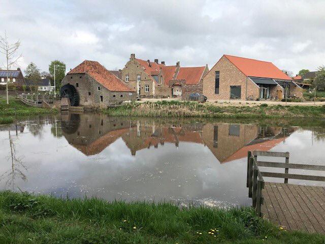 PeterRoefs's tweet photo. Zandophoping in de #Neerbeek in Neer wordt verwijderd. Profiel terug naar het ontwerp. #assetbeheer @WLomgeving https://t.co/6PeeKDwgV3