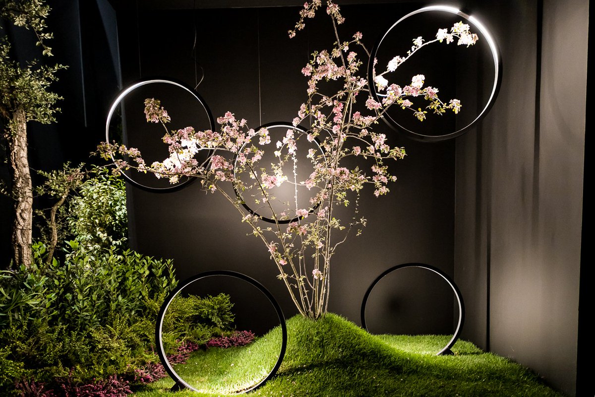 BeOriginalUSA's tweet photo. Outdoor inspiration found at @iSaloniofficial - feat: #Magis as seen at #Moooi, #Nanimarquina, #Artemide
📷: #PlumeRaccontareLeImprese https://t.co/5cdyj53fhR