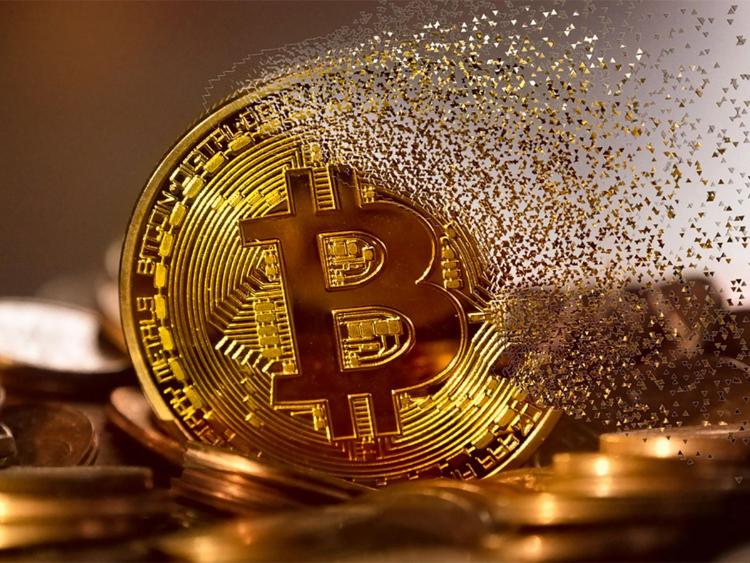 megacryptoworld's tweet image. #Crypto exchange #CEO’s death in #India puts #millions out of reach
megacryptoworld.com/2019/04/crypto…