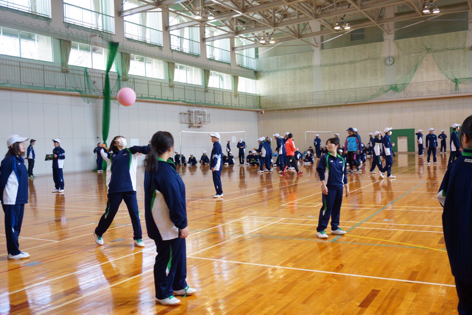 太成学院大学高等学校 １年生とスポーツの３年生は石川県医王山に野外研修へ行っています ３年生はリーダー実習として １年生のお世話をしてくれています 今日は1班の様子です 太成学院大学高等学校 太成 高校生 野外研修 リーダー実習 普通科