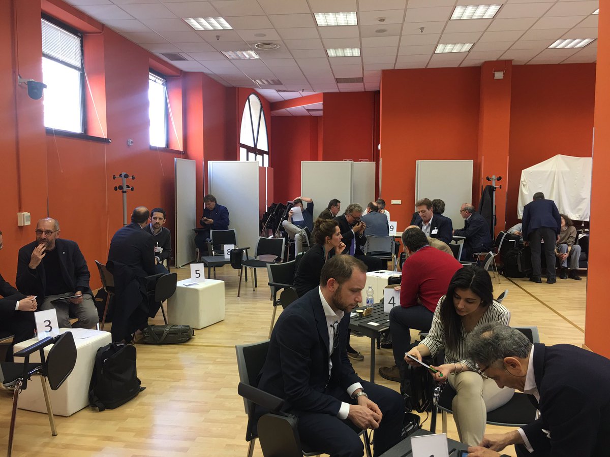 LE2Cluster's tweet photo. Matchmaking time: via anche alla seconda parte della giornata annuale di @LE2Cluster con gli incontri B2B e Aree di Competenza
#10YearsofLE2C #EUCLUSTERWEEKS https://t.co/TvcGjIj1co