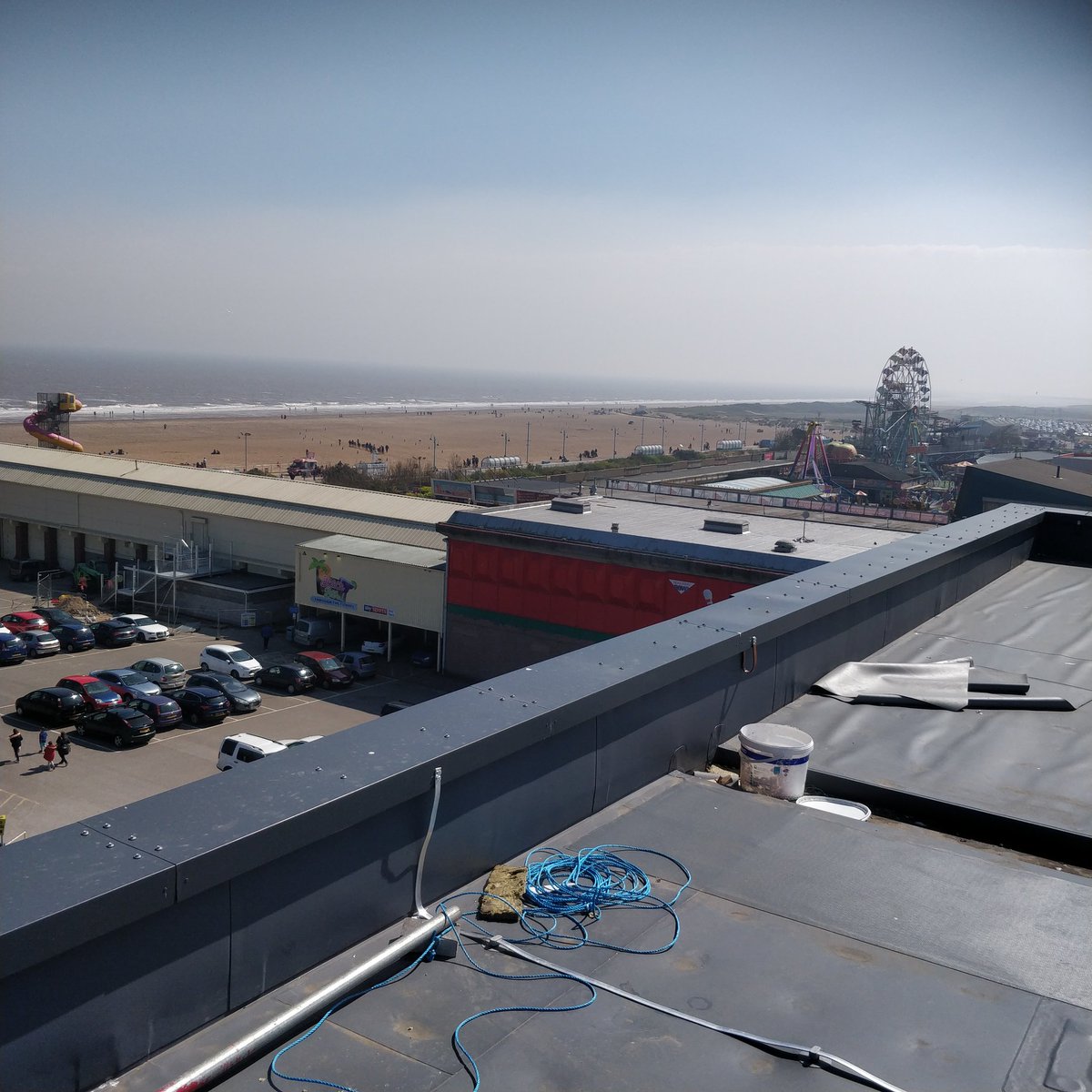 AET_Design's tweet photo. View today from the roof at Premier Inn Skegness. https://t.co/u8IWhr45Sx