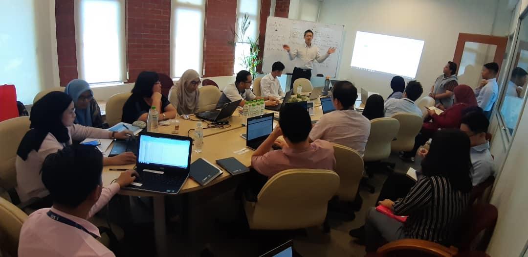 ksm_engineering's tweet image. Thank you #SandFil International for your time in showing how to set up the #KPI system for our company.