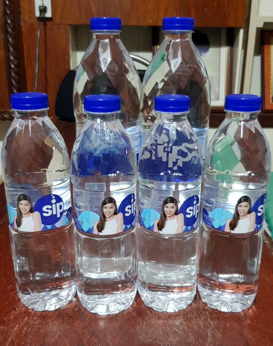 deeheil's tweet photo. Nauhaw ako s supermarket kaya pumunta ako s bottled water section. I always buy a particular brand pero sabi ng niece ko, "mag 'sip' ka nalang tita". Sabi ko, ayoko kc S..... ang brand ko. Eh paglingon ko s "sip" nakita ko si @mainedcm. Ayan, instead n isa napabili ako ng anim 😄 https://t.co/RTgDHn3CZU