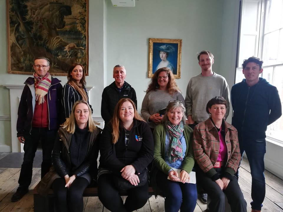 It was lovely to have historian Dr Melanie Hayes @thestreetfront back in the building yesterday for a fascinating workshop on Georgian Dublin. Melanie was part of Historian team that worked on the museum's visitor experience.
#14HenriettaStreet #georgian #dublin