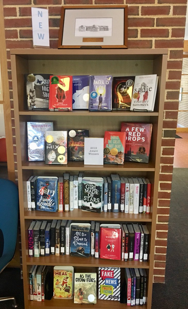 BullisLibrary's tweet photo. Come peruse fresh titles and 2019 award winners--all newly displayed in the Library Barn. #CultureOfReading #BullisBookClub #BullisCommunity https://t.co/d71tKZElLj