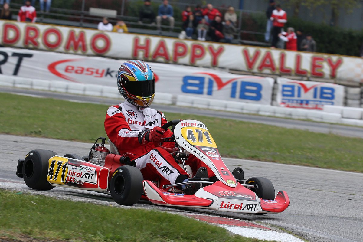 LivraghiMattia's tweet photo. #P3 al #round2 del Trofeo @EasykartITALY sulla pista #HappyValley di #Cervia🚗💨 Grazie a tutti coloro che mi supportano❤️ Ora al lavoro per il #round3 di #Lonato del #19maggio😼 @BirelART #karting #BMBChallenge #ACERacing #passion #lifestyle #dream #nevergiveup #believe #onegoal https://t.co/P22Kx6fcld