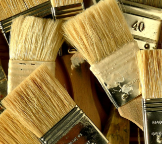 ID_Color_BE's tweet image. Après une longue matinée de peinture, votre travail ne sera terminé qu’une fois vos pinceaux propres et lavés avant qu’ils ne sèchent.
Pour cela, faites-les tremper dans du vinaigre chaud durant une demi-heure puis rincez-les à l’eau.