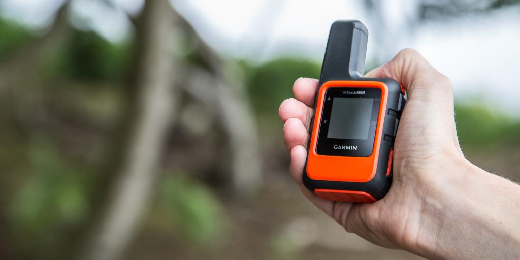 orbitalsatcom's tweet photo. What happens when you push the SOS button on the inReach Mini?
Your co-ordinates are transmitted every 2 minutes to GEOS! They will not abandon a case until they know you are safe 🆘
Find out more about this tracker > https://t.co/uS06KBKQ90
#GPS #GEOS #WednesdayWisdom https://t.co/YqR52tvQb6