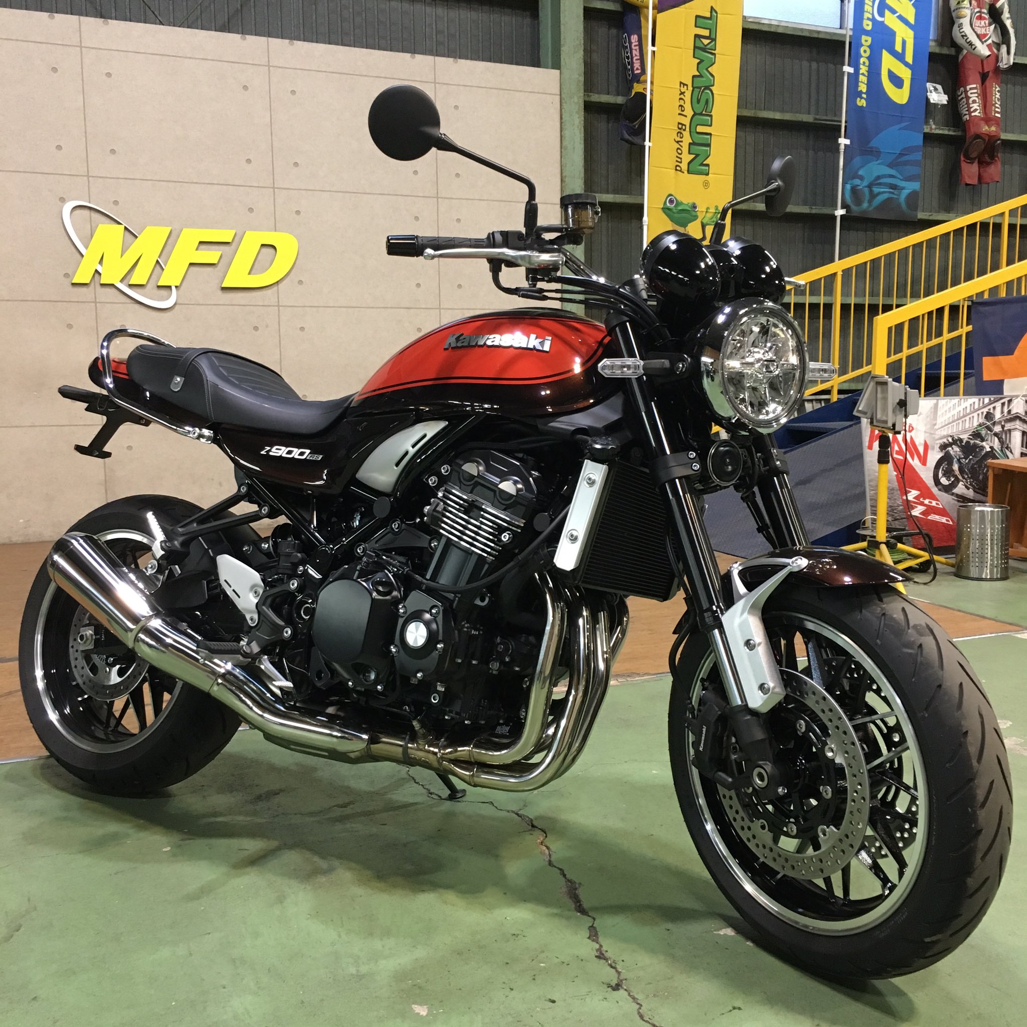 ディーラー契約解除した寺田モータース ハーレー中古車とカワサキ旧車を扱うバイクショップに いぬくま美術館