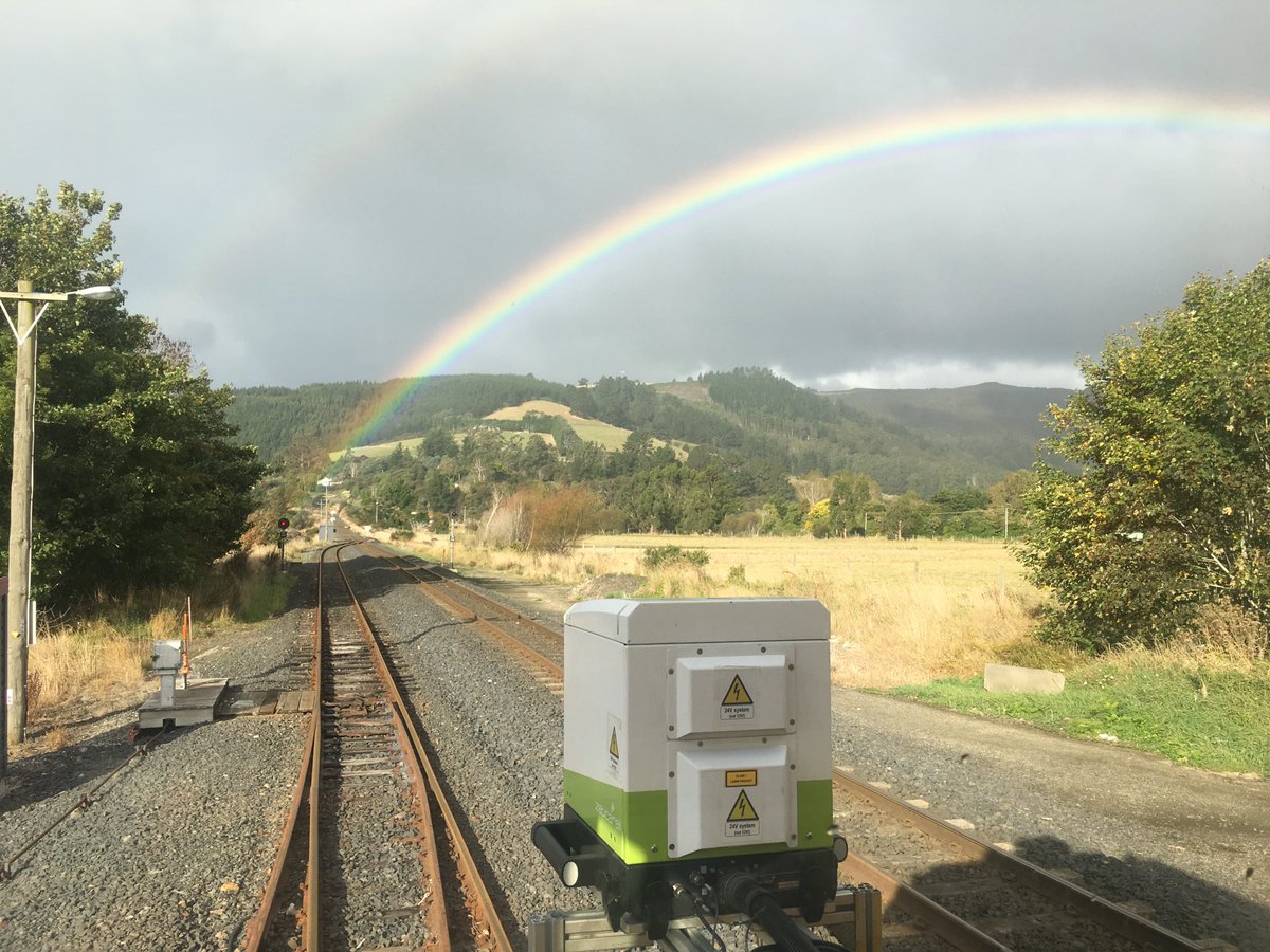 Somewhere over the rainbow 🌈#railsurvey #laserscanning 
zeticarail.com