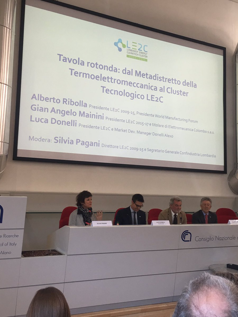 LE2Cluster's tweet photo. @sil_pagani, Segretario generale @ConfindustriaL introduce la “Tavola rotonda: dal Metadistretto della Termoelettromeccanica al Cluster Tecnologico LE2C” un confronto che vede coinvolti @alberto_ribolla @GianniDir @lucadon82 #10YearsofLE2C #EUCLUSTERWEEKS https://t.co/RJbBTFyxCj