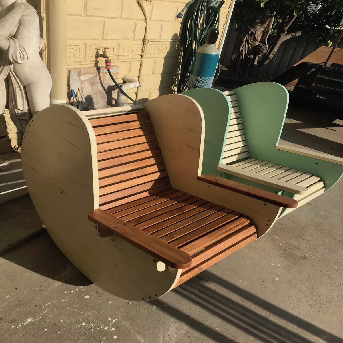 UopaintC's tweet photo. This #HalfMoonrocking chair is made from #pallets. They are #painted using https://t.co/M2M3MX7rvZ Products. UO #Furniture paint #stains &amp; #satinsealer. The #pallets were #dissmantled with the uo #palletbuster https://t.co/j4z3x5XaWf