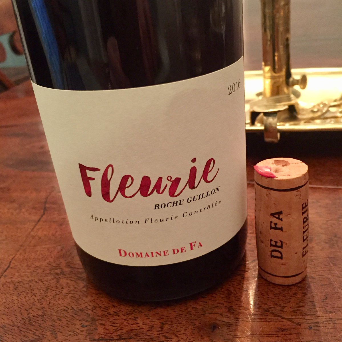 joannasimon's tweet photo. First shout for this fabulous Fleurie from Antoine &amp; Maxime Graillot #wineoftheweek – and if you're quick you may be able to get it in time for Easter https://t.co/YAwn9XABlD #DomaineFa #wine #winelover #beaujolais #gamay #EasterTreats https://t.co/PrvMKJTEGa