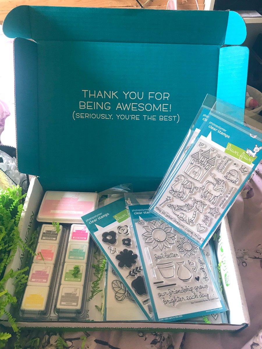 RollWithRu's tweet photo. i just got a package from @lawnfawn and i am so happy π thank you so much for these amazing goodies and also can we just appreciate how adorable the packaging is - canβt wait to make some cards!
#chronicallycutecards https://t.co/jDigpVJU3N