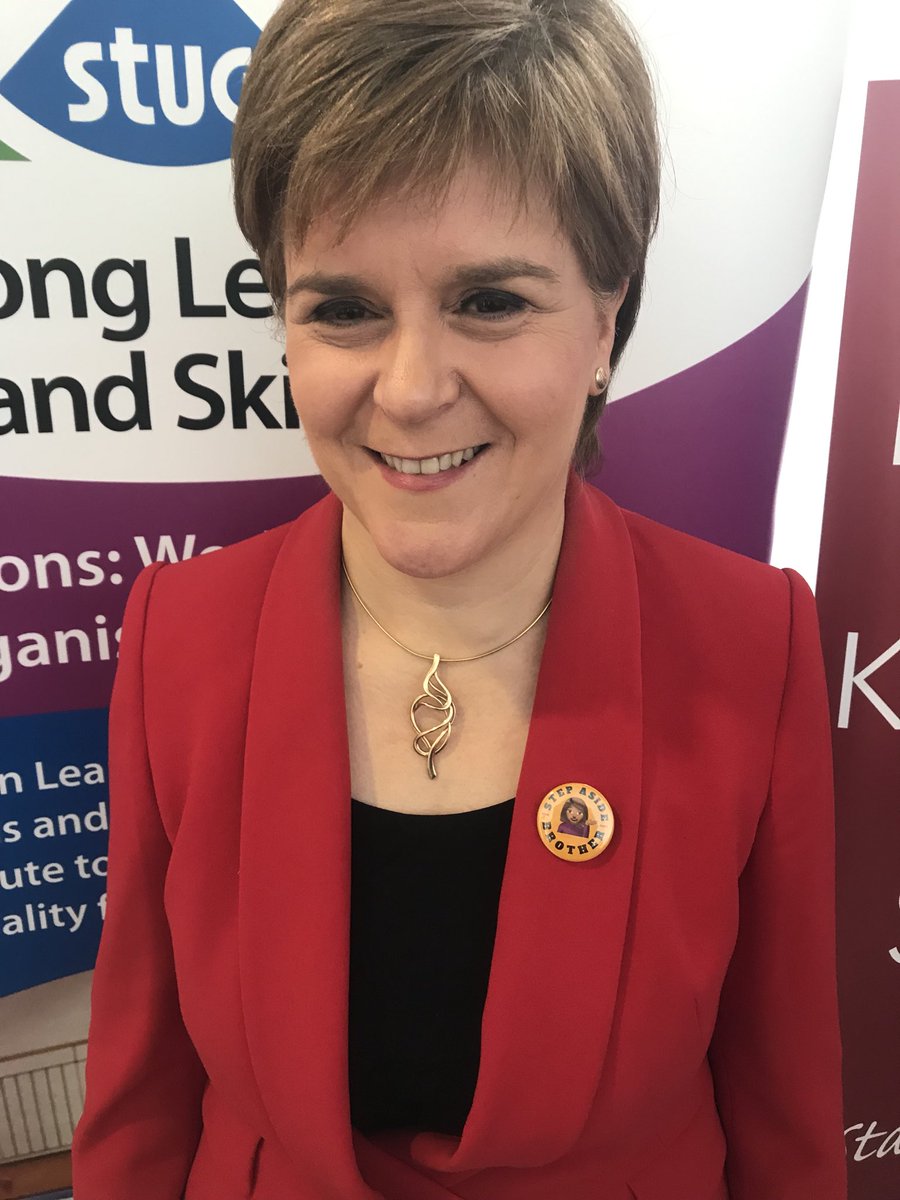 ScottishTUC's tweet photo. The FM @NicolaSturgeon is wearing her Step Aside Brother badge! You can get one at #STUC19 and find out more about the slogan here, from @scotsecpcs https://t.co/ry4XdAYP72 #stepasidebrother https://t.co/dKsQQCe66g
