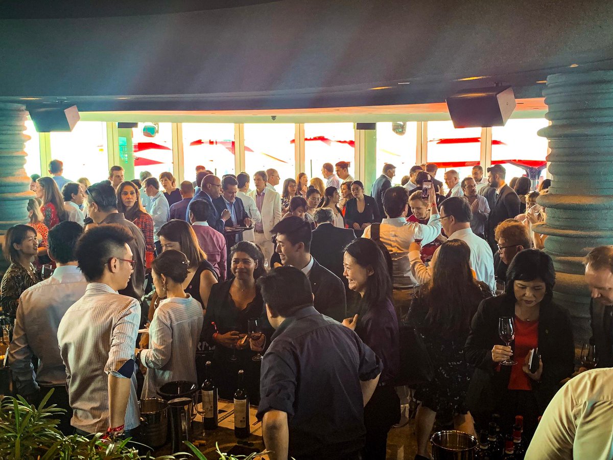 🍷<a href="/MalbecWorldDay/">Malbec World Day</a> in 🇸🇬Singapore! Along with 20 🇦🇷Argentine 🍷wineries and more than 200 guests from the local industry, we celebrated the 2019's edition at Ce La Vi. <a href="/winesofarg/">Wines of Argentina</a>