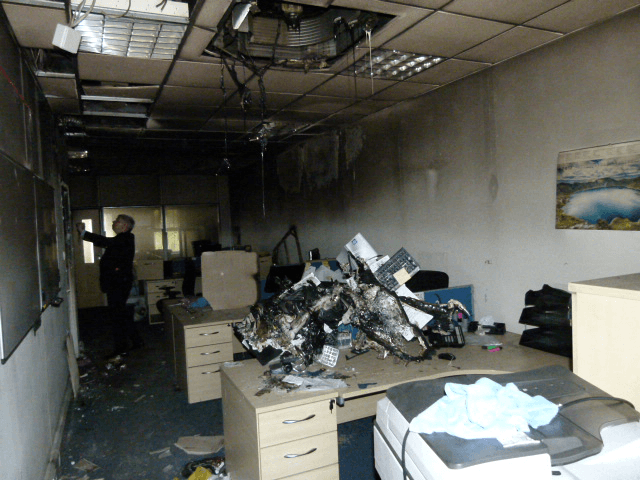 Restorationsuk's tweet photo. Here is a before and after of a fire damaged office we recently completed. Call us on 08000 926 123 and we can provide you a quote. 🔥 #fire #firerestoration #floodrestoration #flood #emergency #fastresponse https://t.co/k45sQ21DoI