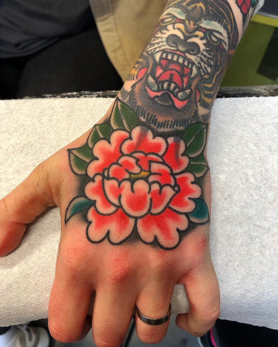 TattooClaw's tweet photo. Hand by @richardlazenby email rpltattoo@yahoo.com for bookings 
.
.
.
#sheffieldtattoo #sheffielduni #sheffieldhallam #sheff #sheffieldissuper
#independentsheffield #sheffieldbusiness #yorkshire #southyorkshire #yorkshiretattoo #southyorkshiretattoo https://t.co/3qeMrNMhRV