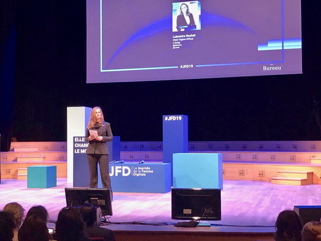 LOrealGroupe's tweet photo. « Self-confidence always comes after experience », such an inspiring quote from our Chief Digital Officer, Lubomira Rochet, today at #JFD19 #weareloreal 🚀 https://t.co/ln1IDz58sW