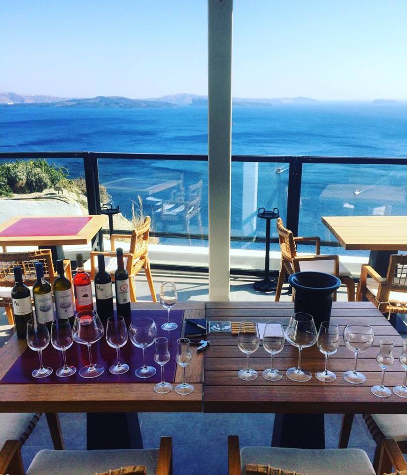SantoriniSecret's tweet photo. Let it breath, take its aroma in, have a sip and then enjoy the series of wines with our wine tasting experience!
https://t.co/kKpe2Qh649
#SantoriniSecret #WineTasting #Santorini
Photo credit: Fotis Kotsakis https://t.co/8sh1HIRbxv