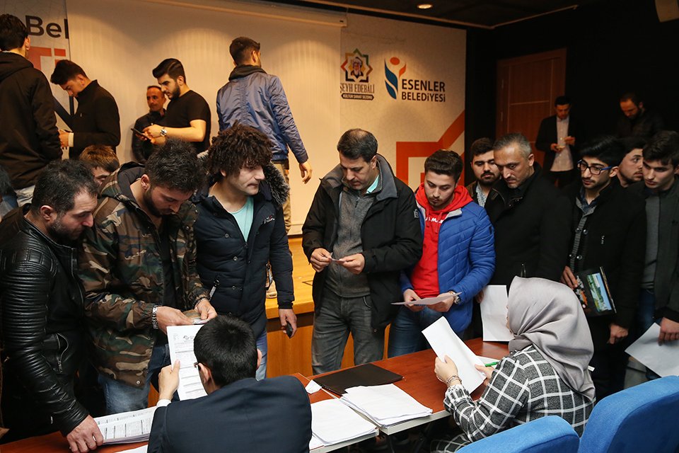 ESKAM'LA İŞ SAHİBİ OLDULAR
Esenler Belediyesi Kariyer Merkezi (ESKAM), İstanbul Havalimanı’nda temizlik, lojistik ve vale hizmeti verecek 485 kişiyi istihdam etti.
https://www.esenler.bel.tr/tr/icerik/32/6027/eskamla-is-sahibi-oldular.aspx …