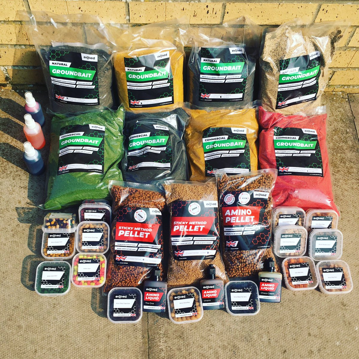 EvolvedBaitsUK's tweet photo. Did someone say Bank Holiday!? That’s an extra 2 days for fishing!
https://t.co/ttnYBFldca
#EvolvedBaits #Fishing #Bait #Match #Angler #TightLines #Amino #CookedParticles #Pellets #RobinRed #Groundbait #SoftHookers #WeekendFishing #BankHoliday #NextDayDelivery #ClickandCollect https://t.co/BHL1S2nG0U