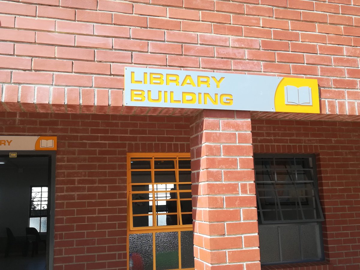 GCIS_KZN's tweet photo. The State of the art #ASIDI schools are equipped with libraries, nutrition centres and science laboratories.  @CyrilRamaphosa embarked on a walk about in the school to ensure that the facilities are fully functional. #QualityBasicEducation @kzngov @GovernmentZA @DBE_SA @DBE_KZN https://t.co/7FnMhkk2WT