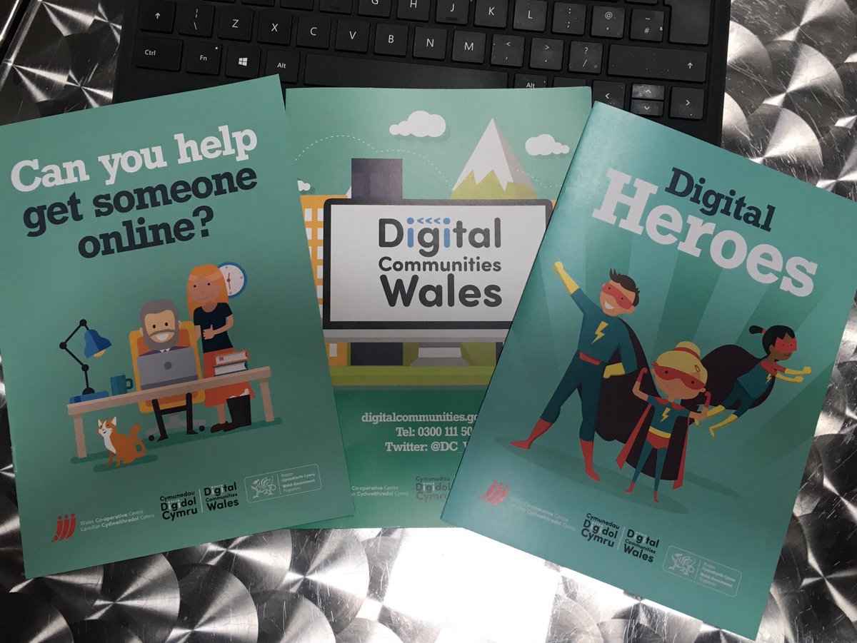 PowysConnectors's tweet photo. Great session from Matthew @MattBevanDCW Lots of ideas from the team to involve people in our Community Hospitals, schools and third sector groups #digital #digitalinclusion #digitalheros https://t.co/04ZVrveY6x