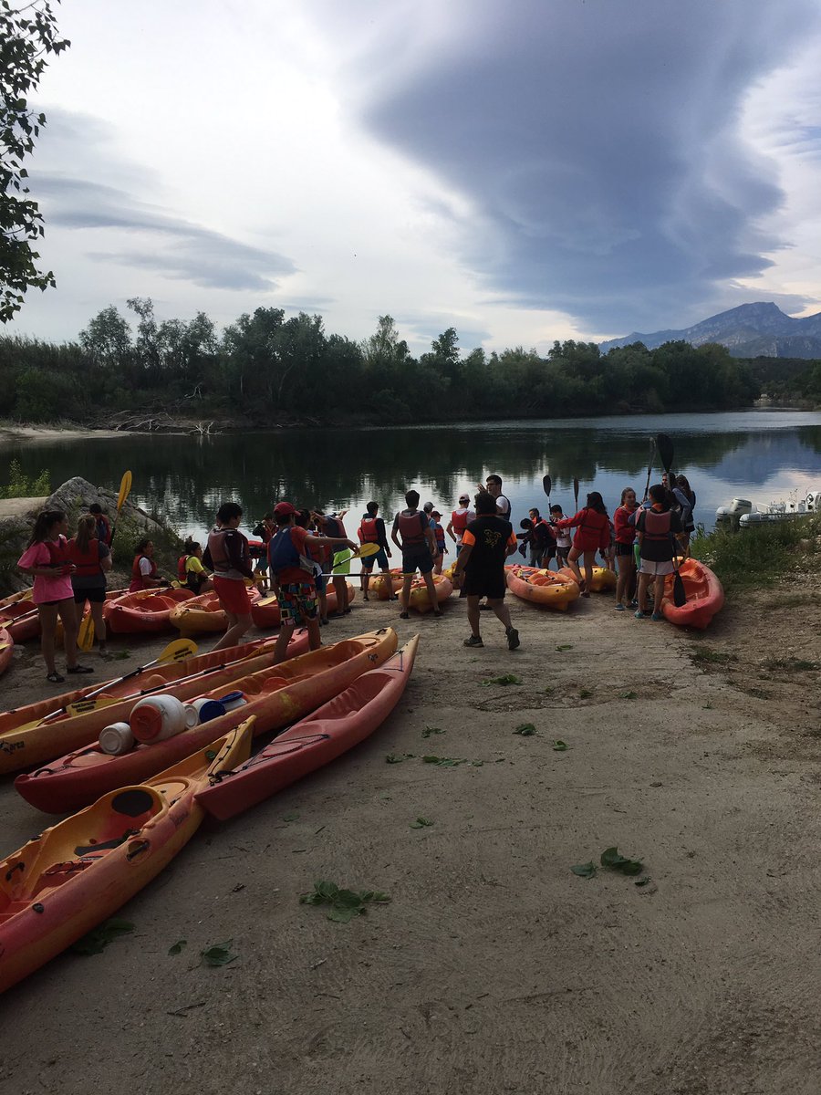 Muchas gracias <a href="/InfoDeltaventur/">Deltaventur</a> por esta pedazo semana. Si alguien quiere hacer canoas o alguna actividad de aventura por el delta del Ebro sin duda hacedlo con ellos!!

Gracias Josep, Rafael y Jose Juan, sois unos cracks!!