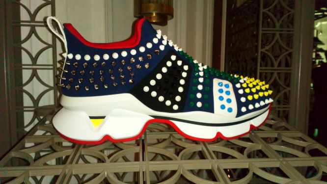 fashionfabuk's tweet photo. Russell and I enjoyed the collaboration between Christion Louboutin and the artist Philip Colbert at their launch in Dover Street, Mayfair last night! #louboutin #colbert #philipcolbert @louboutinhomme #louboutinsneakers #fashion #fabulous #london #tracyrose #pandemonia https://t.co/5Ch3ihMznN