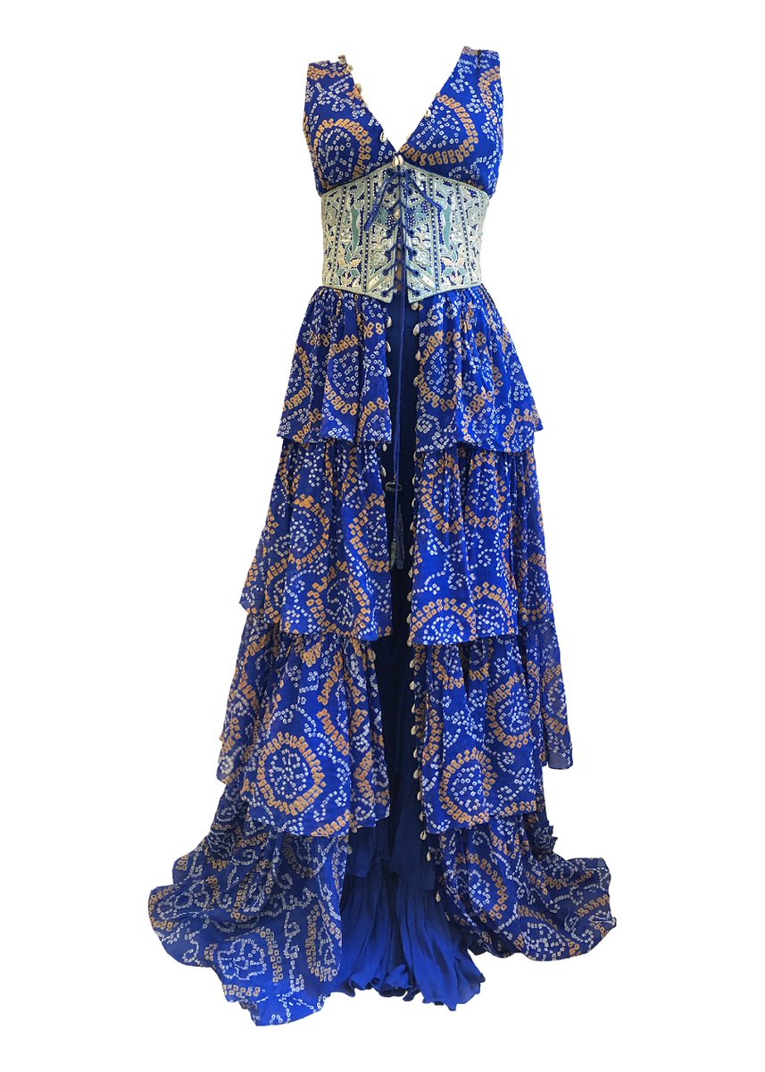 This eclectic collection inspired by cultural pockets of the country, Kutchh and Bhuj in Gujarat. The collection revolves around Ahir embroidery which is indigenous to roots of <a href="/arpita_mehta/">Arpita Mehta</a> culture.