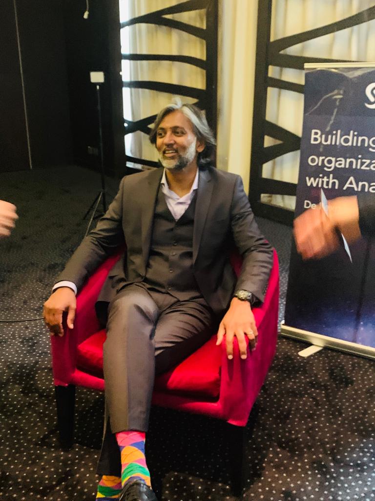 sas_africa's tweet photo. A busy morning for the #SAS team and #media in #Casablanca as they explain our #invests in #Africa and #commitment to the region! #Africa is #open for #business!
#Road2AI @yaqallal @desannaidoo  @Vijayne28 https://t.co/YGoowsGkLI