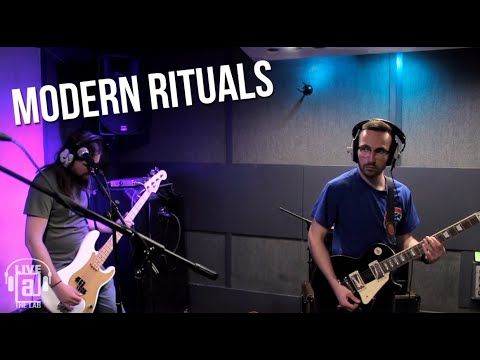 NEW SESSION! We're back with a previously unreleased <a href="/ModernRRRituals/">Modern Rituals</a> track "Alfredo Snivellin" from their brand new EP "Yearning" out now via @holyroarrecords ! buff.ly/2PaspCE